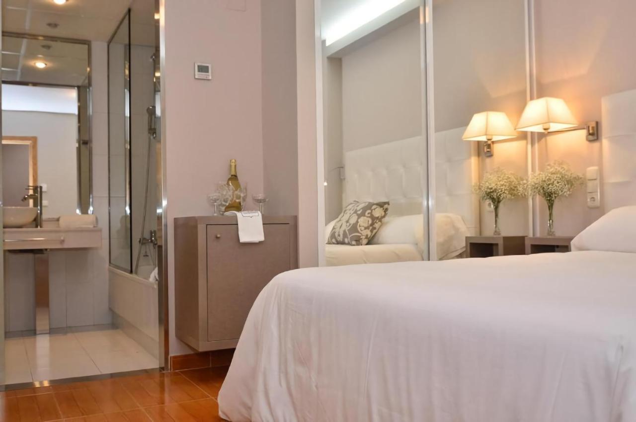 Hotel Jucamar Cangas do Morrazo Esterno foto