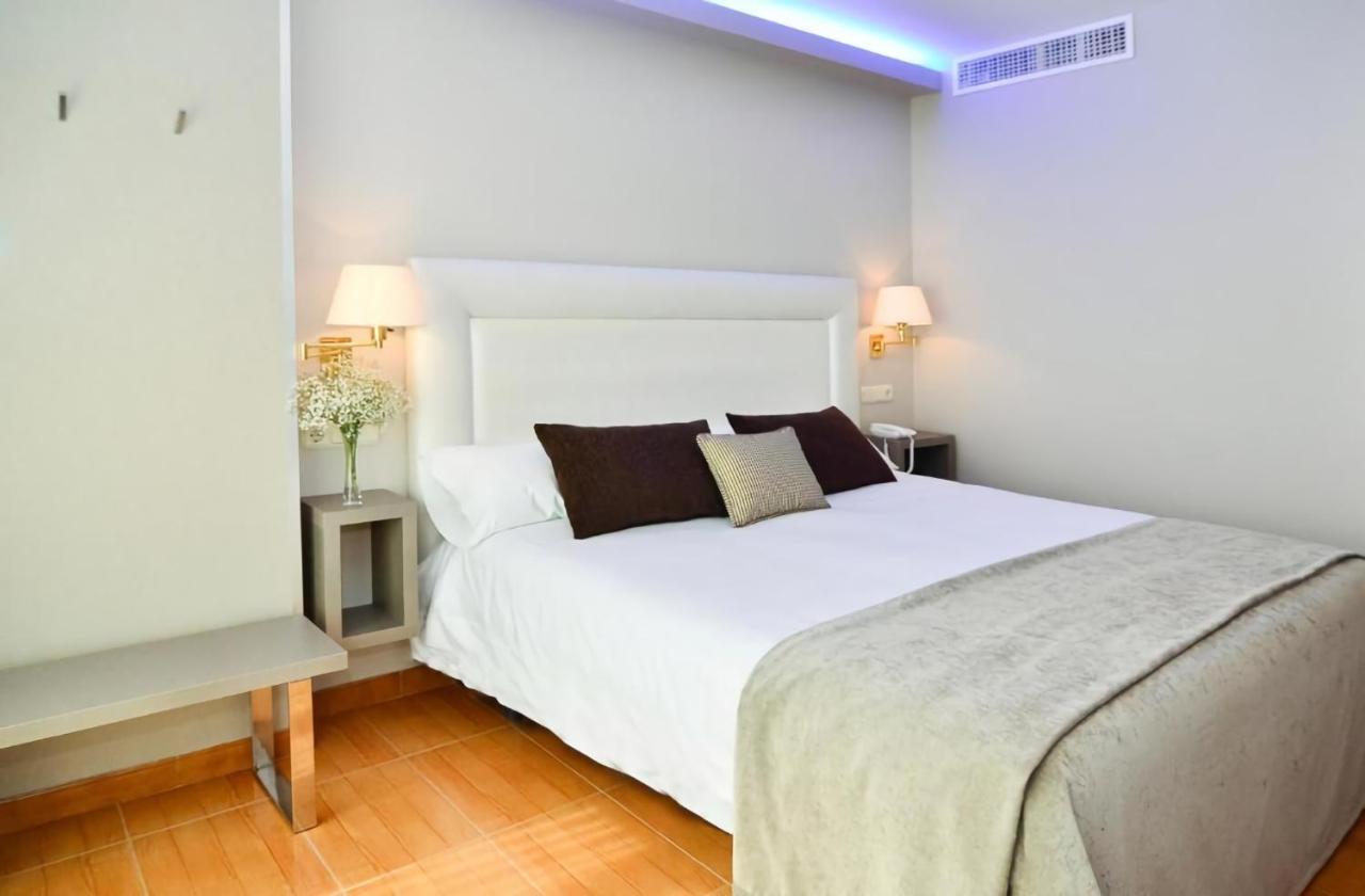 Hotel Jucamar Cangas do Morrazo Esterno foto