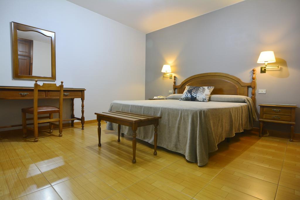 Hotel Jucamar Cangas do Morrazo Esterno foto